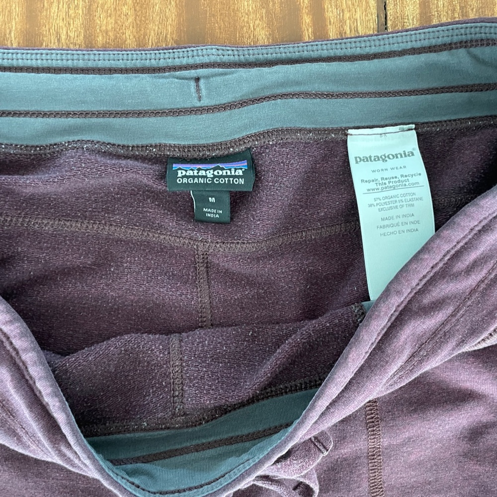 Patagonia Women's Organic Cotton Sweat Pants - Burgundy Heather- size Medium